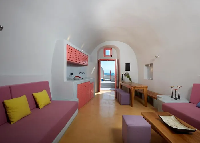 Caldera Colors Fira (Santorini)