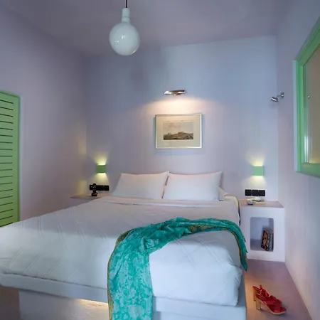 Caldera Colors Fira (Santorini)